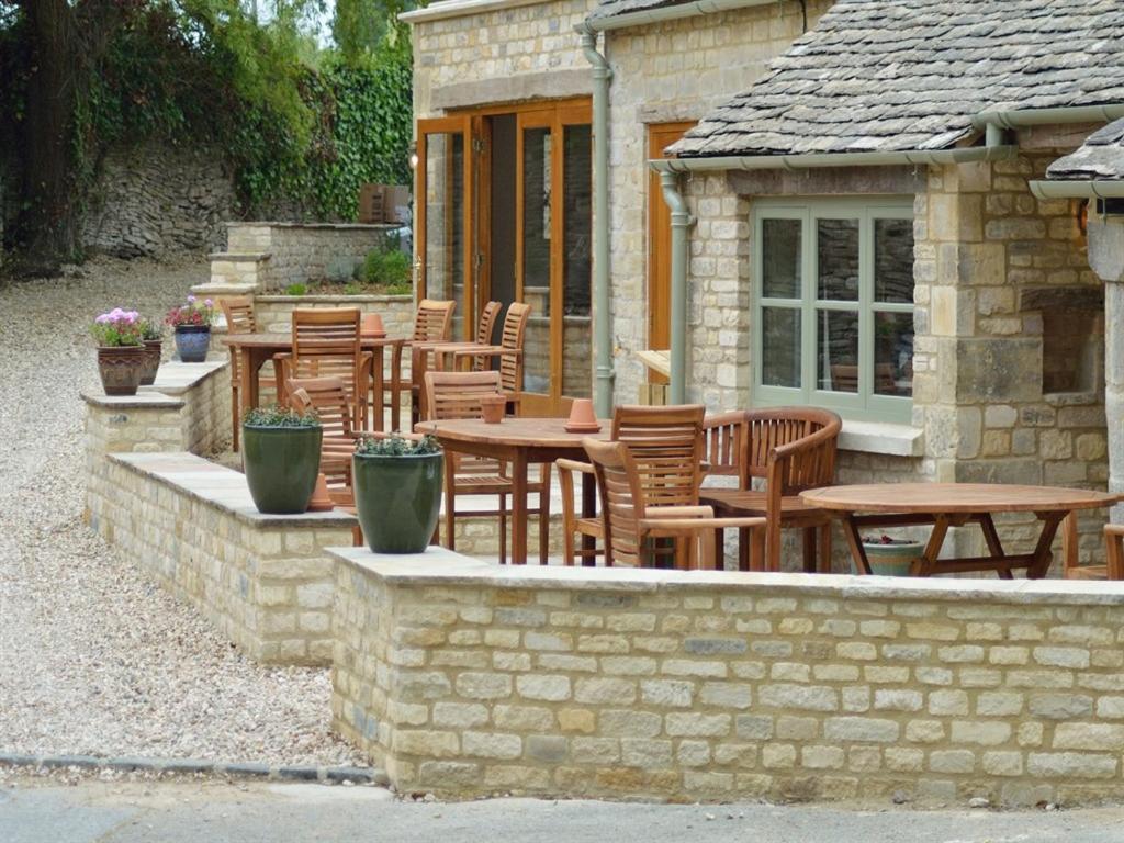 The Plough B&B Bourton-on-the-Water Exterior photo