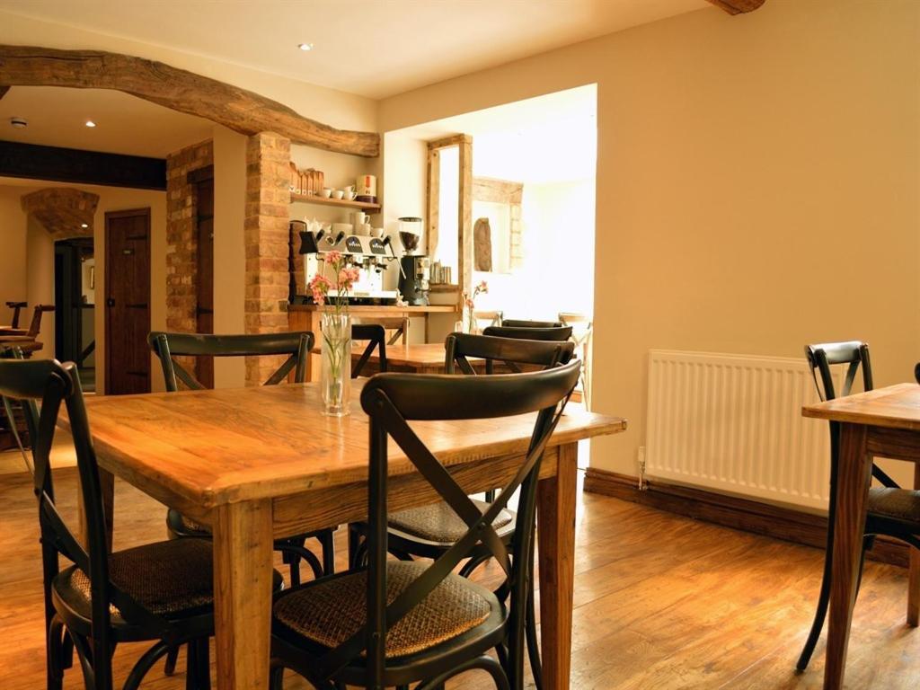 The Plough B&B Bourton-on-the-Water Exterior photo